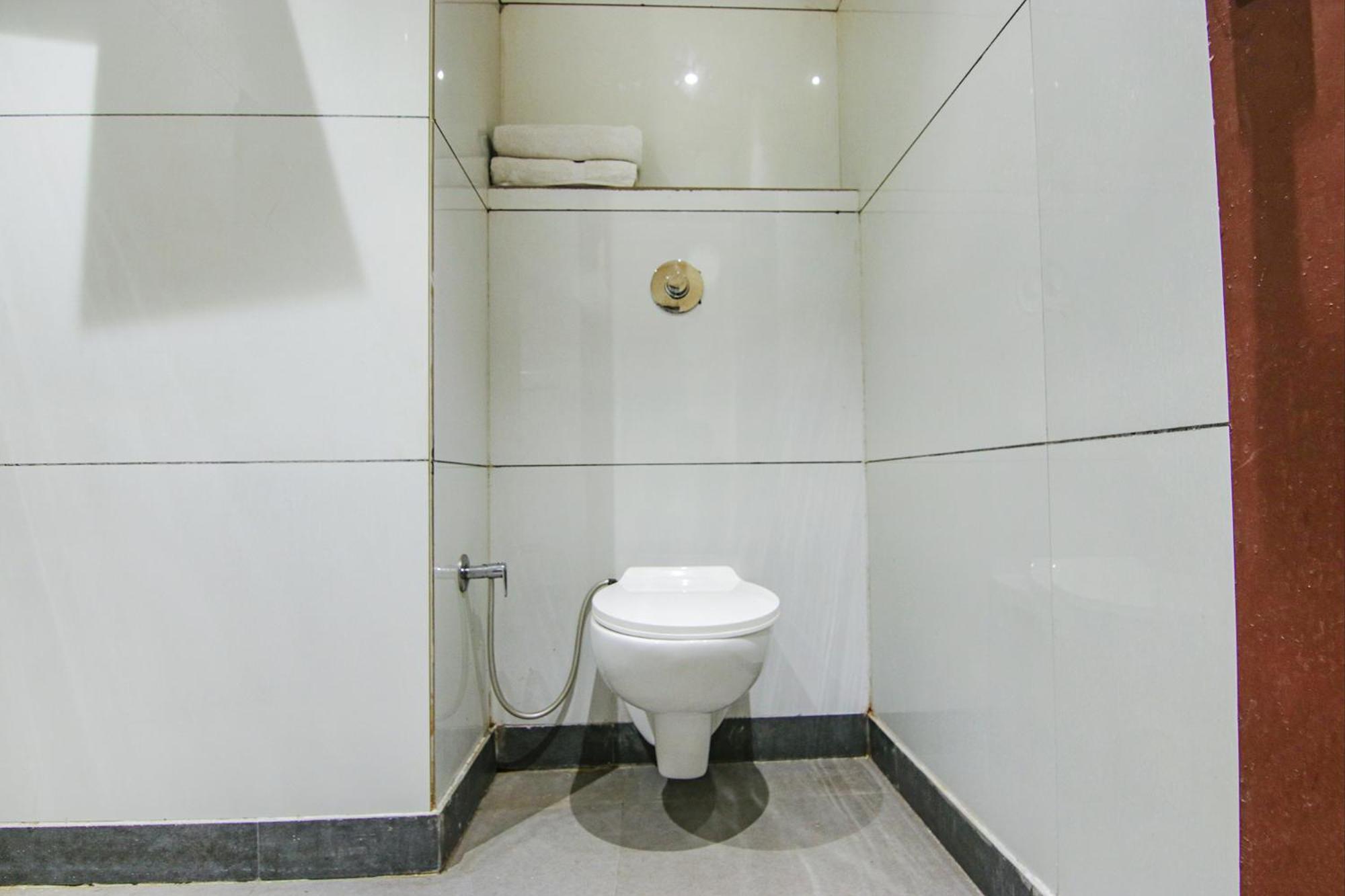 ניו דלהי Fabhotel Golden Glory מראה חיצוני תמונה